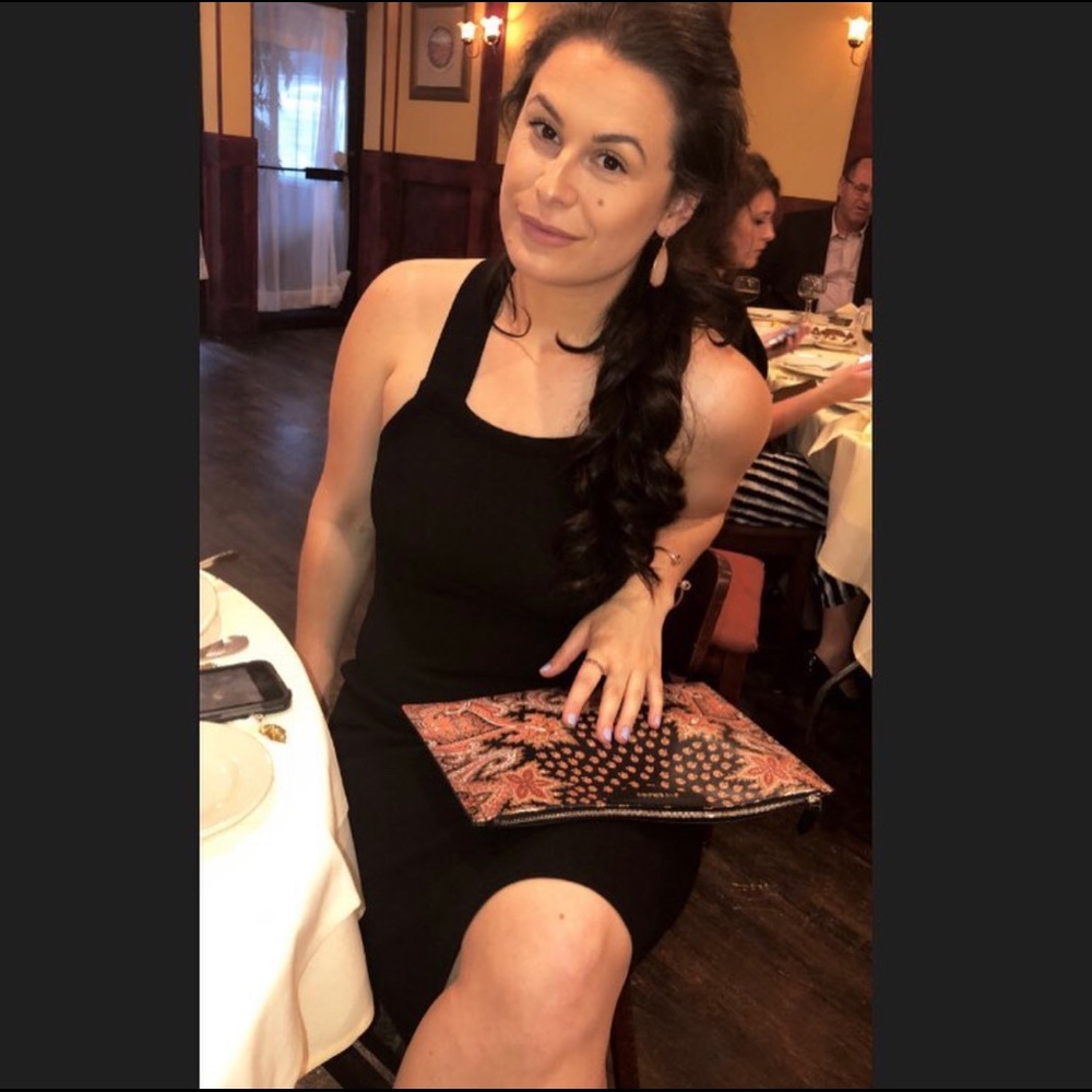 Meet your Posher, Mimoza